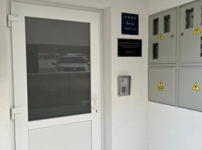 Sunset 아파트 풀라