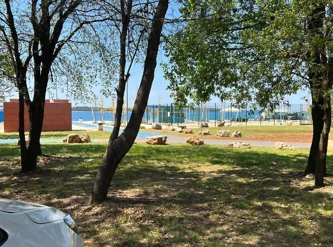 아파트 Sunset 풀라